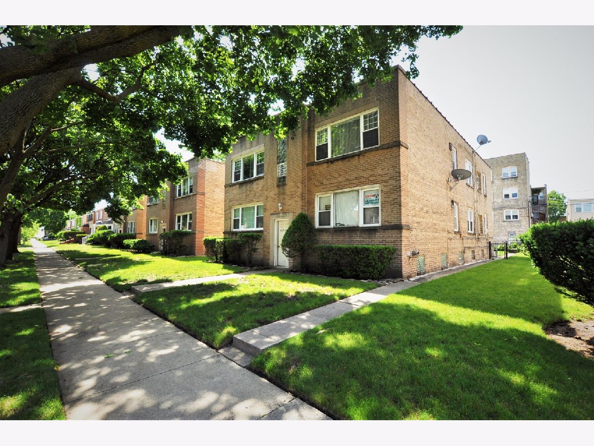 Rented Chicago Illinois, 2639 Balmoral