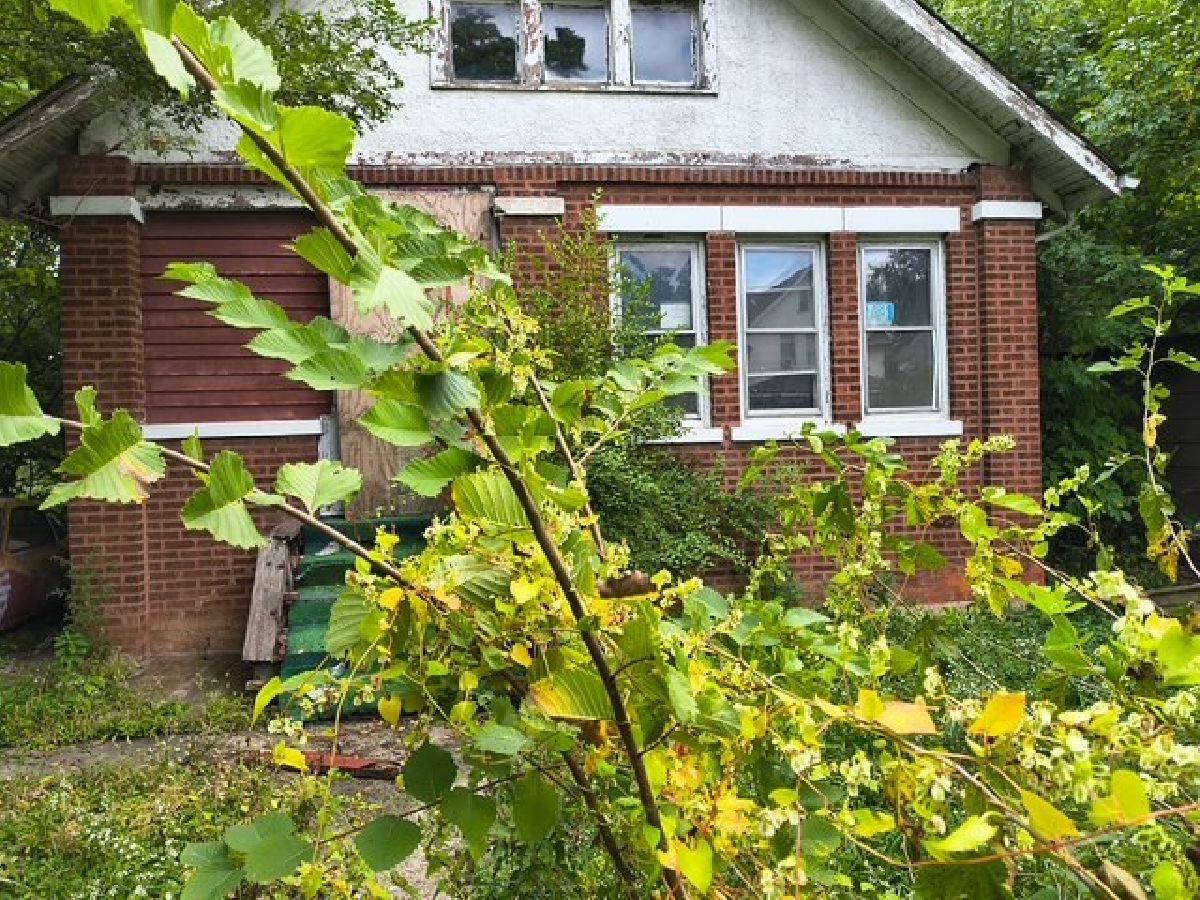  For Sale Harvey Illinois, 15727 Turlington Avenue