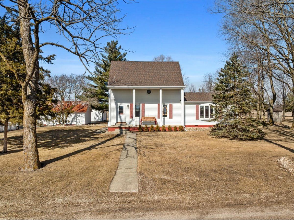  For Sale Bloomington Illinois, 2411 Goldberg Road