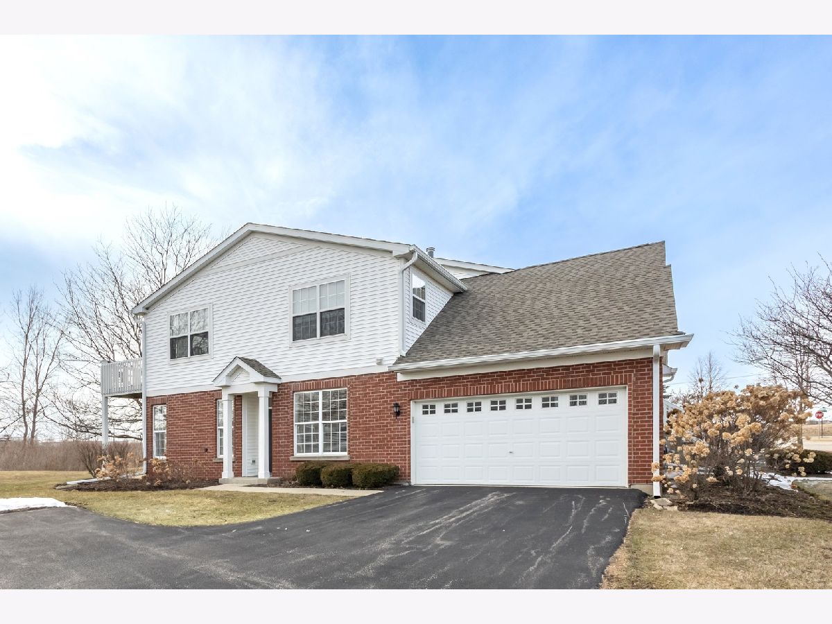 Townhomes Rented Canterbury Townhomes Algonquin Illinois, 2641 Loren