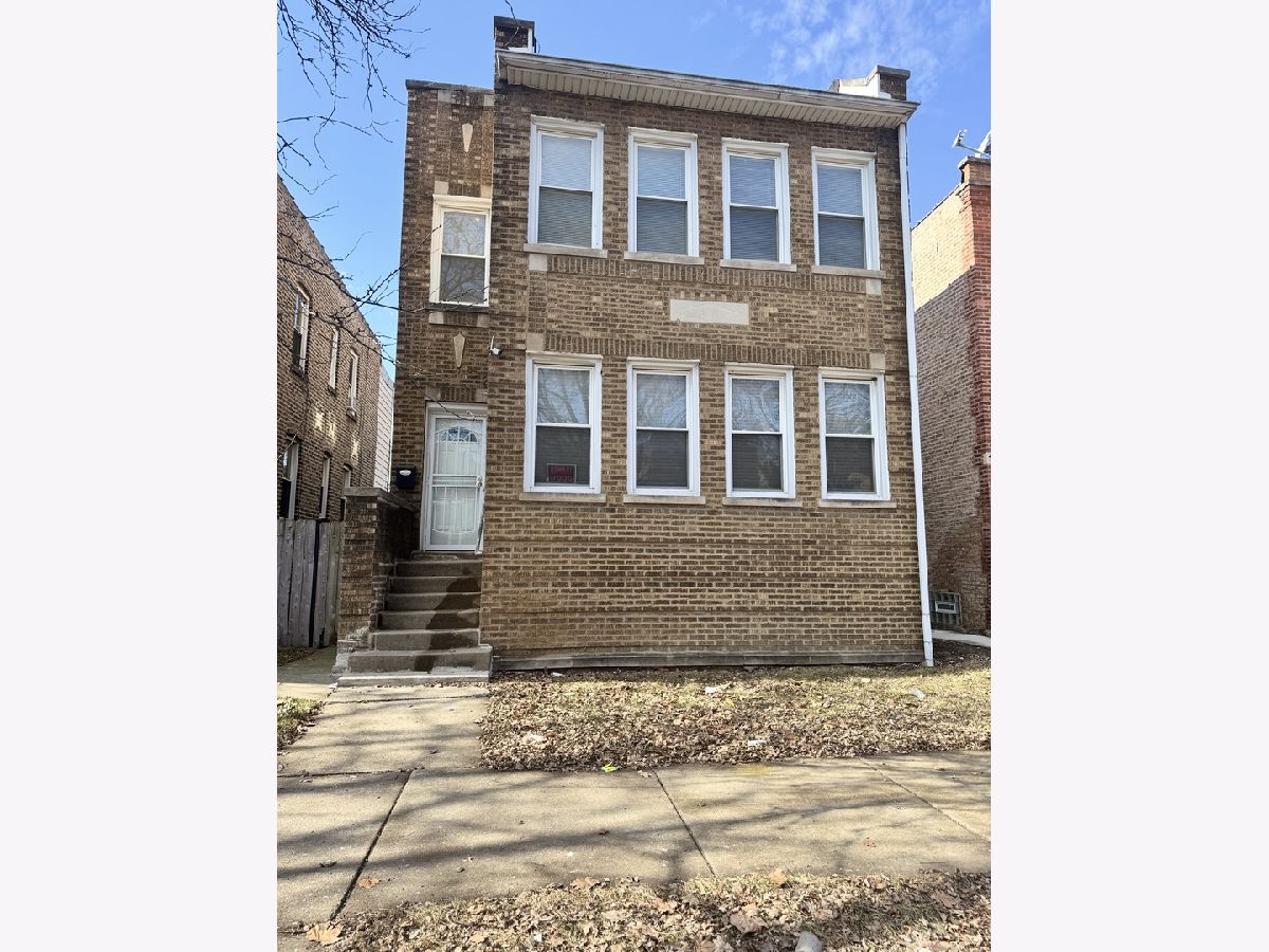  Rented Chicago Illinois, 1748 Austin