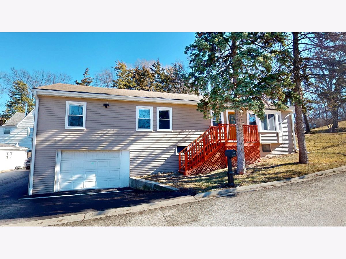  For Sale Fox Lake Illinois, 176 Grand Avenue