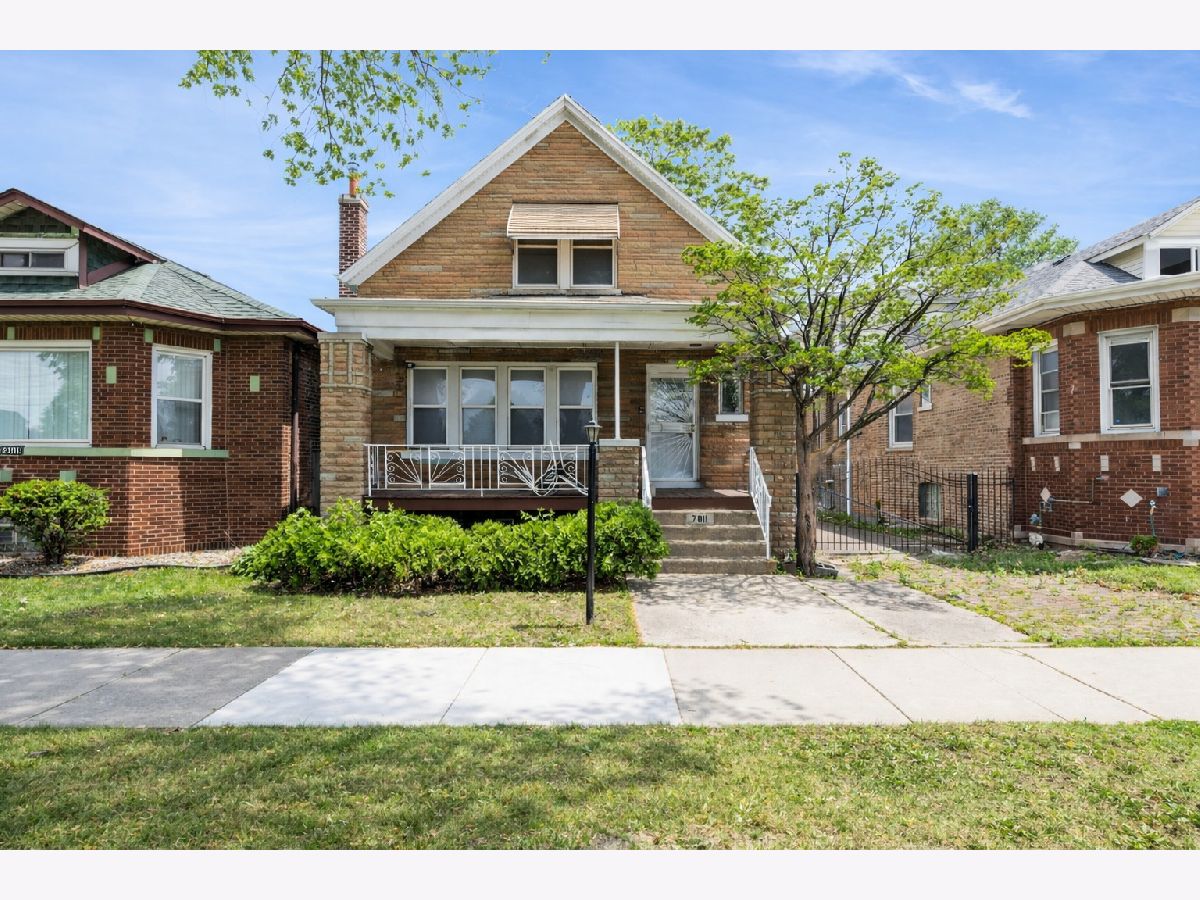 Homes For Sale Park Manor Chicago Illinois, 7811 Wabash Avenue