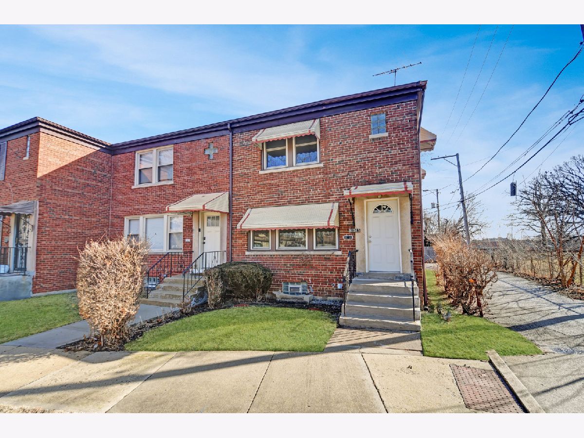  For Sale Chicago Illinois, 10313 Church Street
