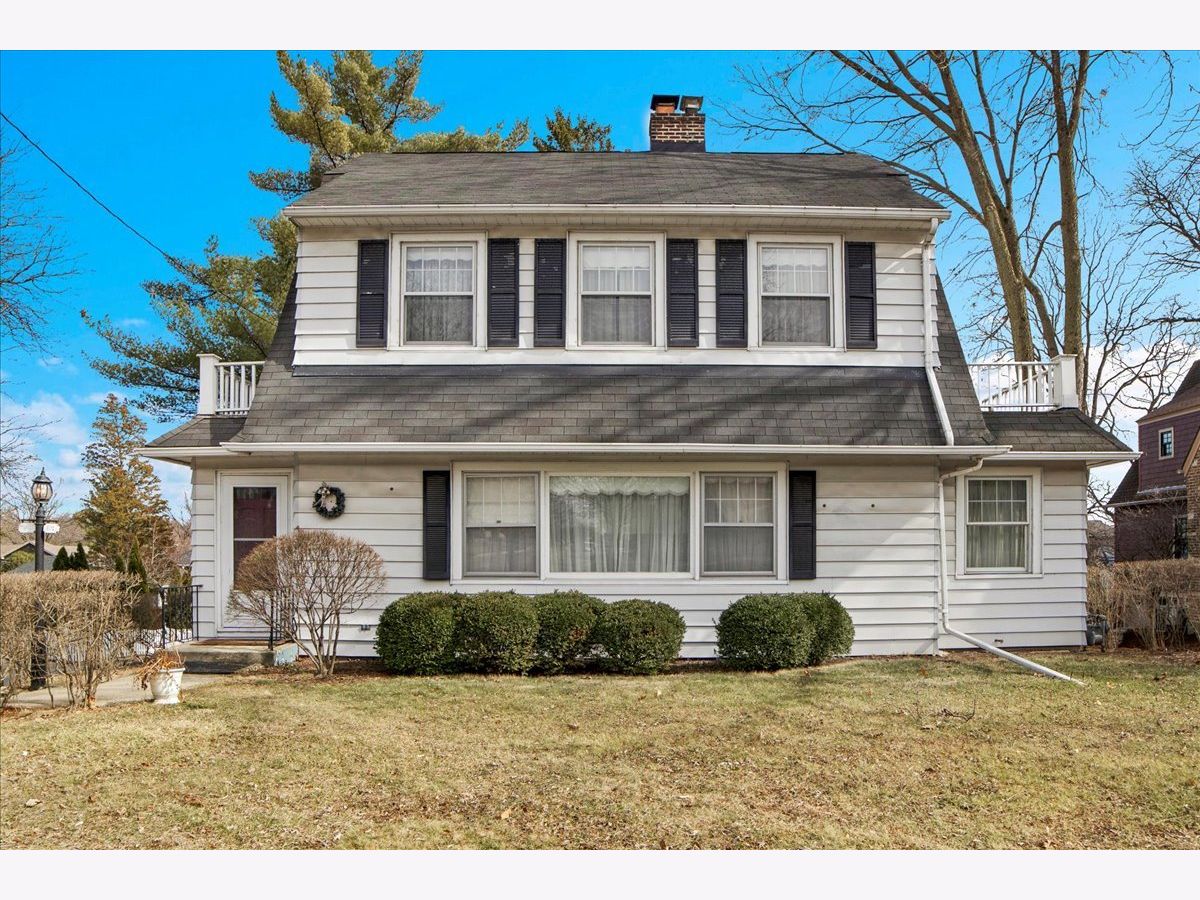  For Sale Geneva Illinois, 401 S 1st Street