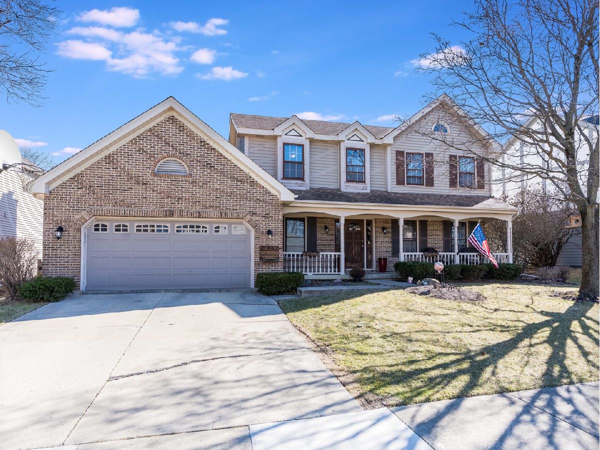 Homes For Sale Fredericksburg Farm Winfield Illinois, 27W412 Chartwell Drive