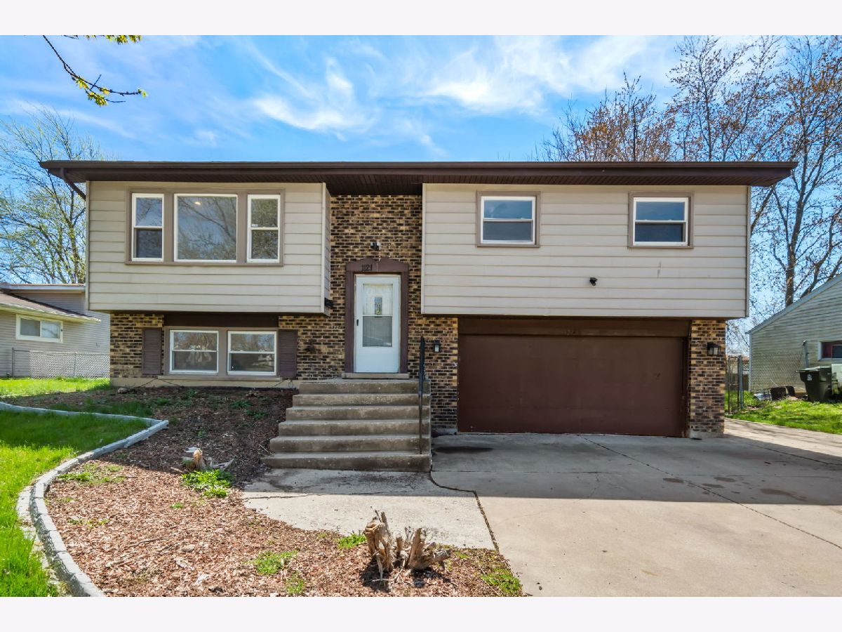  For Sale University Park Illinois, 1121 Abbot Lane