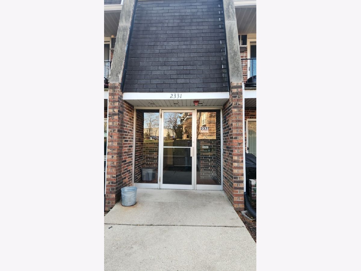  For Rent Downers Grove Illinois, 2331 Ogden