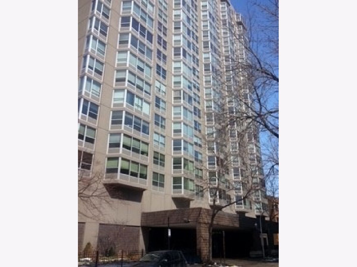 Condos & Townhomes & Homes Rented Buena Park Chicago Illinois, 720 Gordon