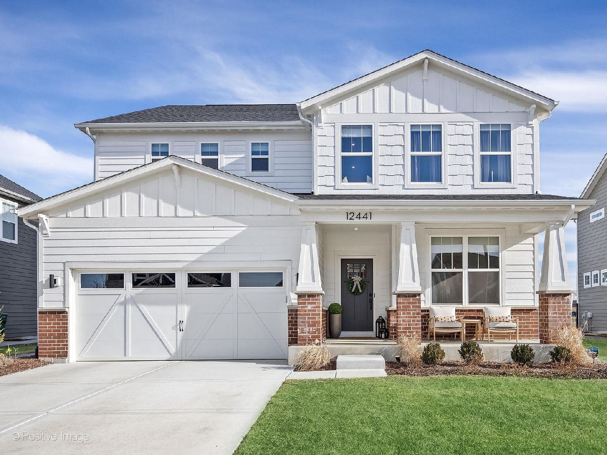  For Sale Lemont Illinois, 12441 Rossaveal Way