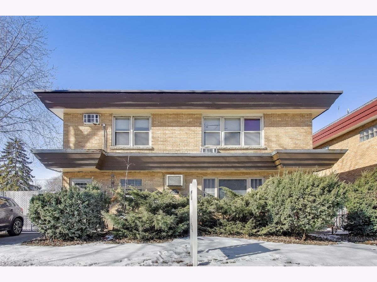  For Sale North Chicago Illinois, 1130 Sheridan Road