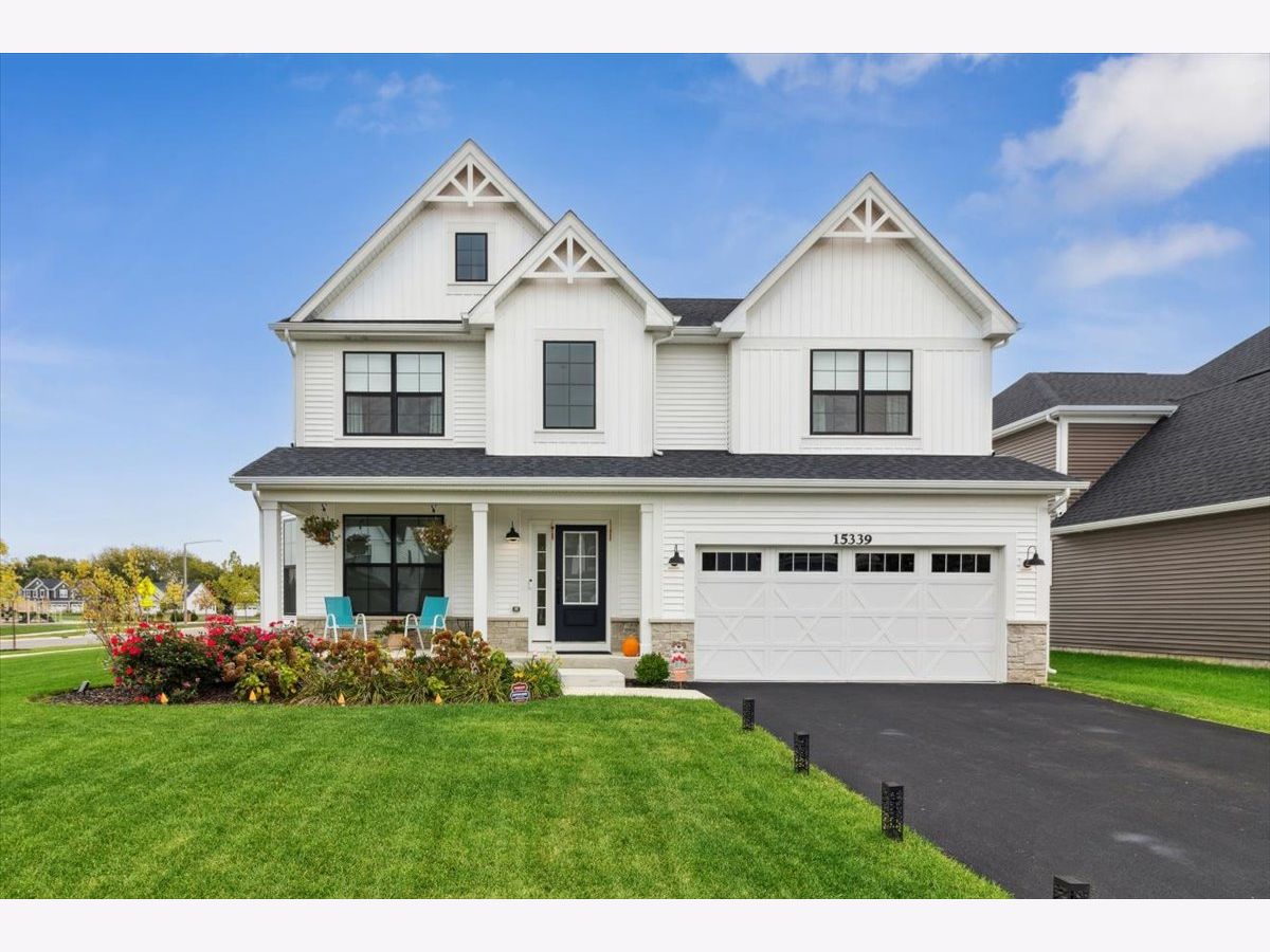 Homes For Sale Willow Run Plainfield Illinois, 15339 Sawgrass Circle