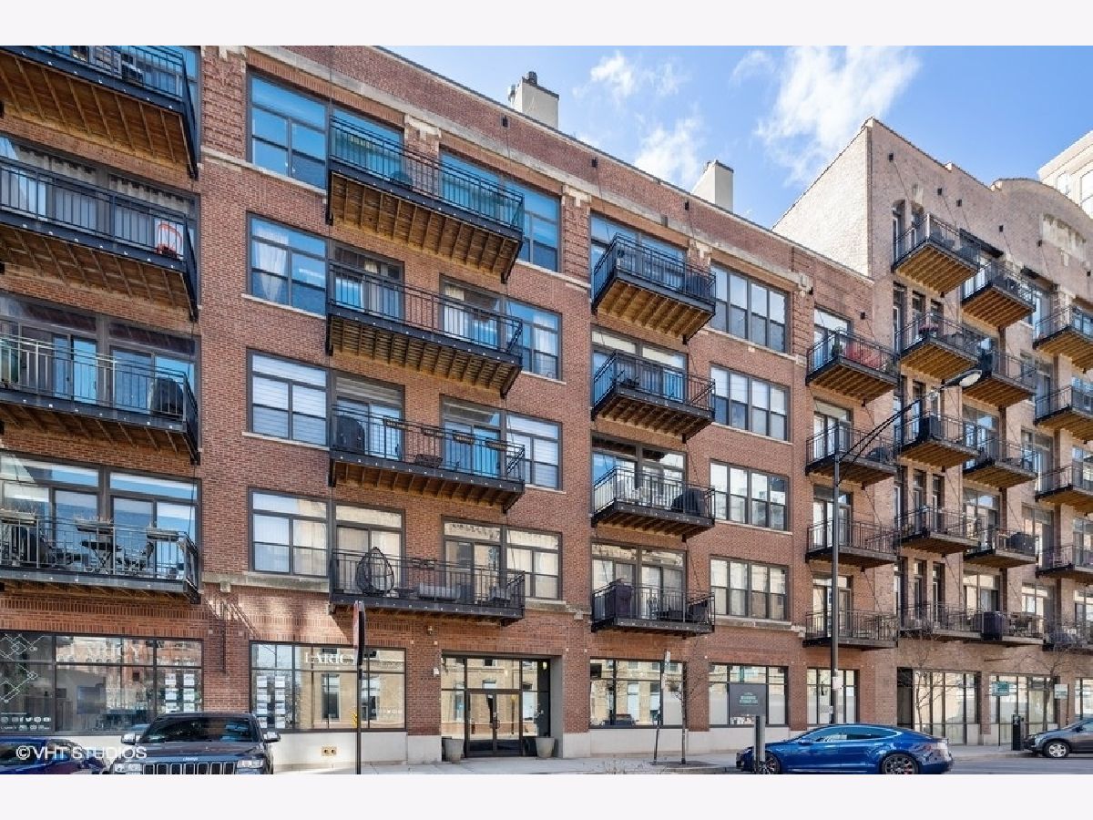  Rented Chicago Illinois, 375 Erie