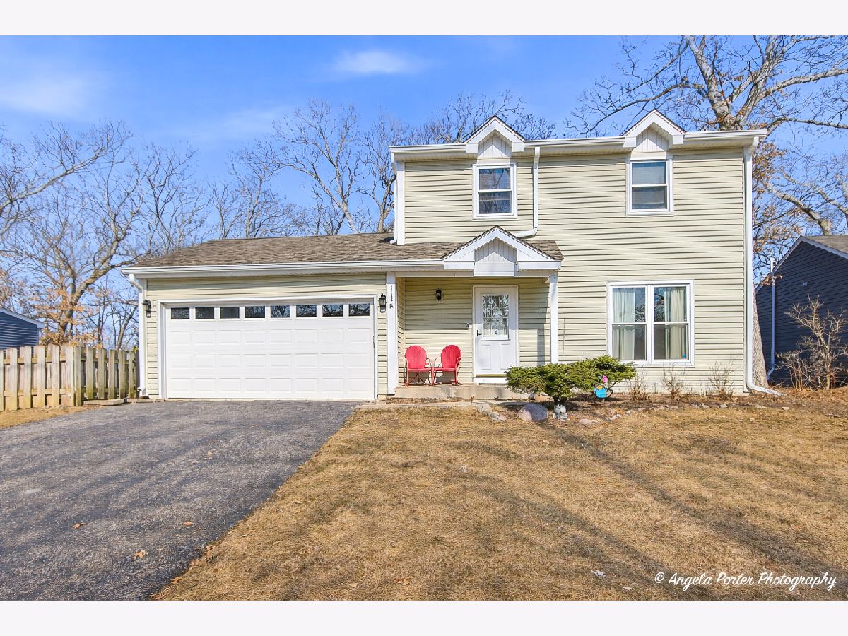 Homes & Townhomes For Sale Fox River Shores Island Lake Illinois, 742 Dartmouth Drive