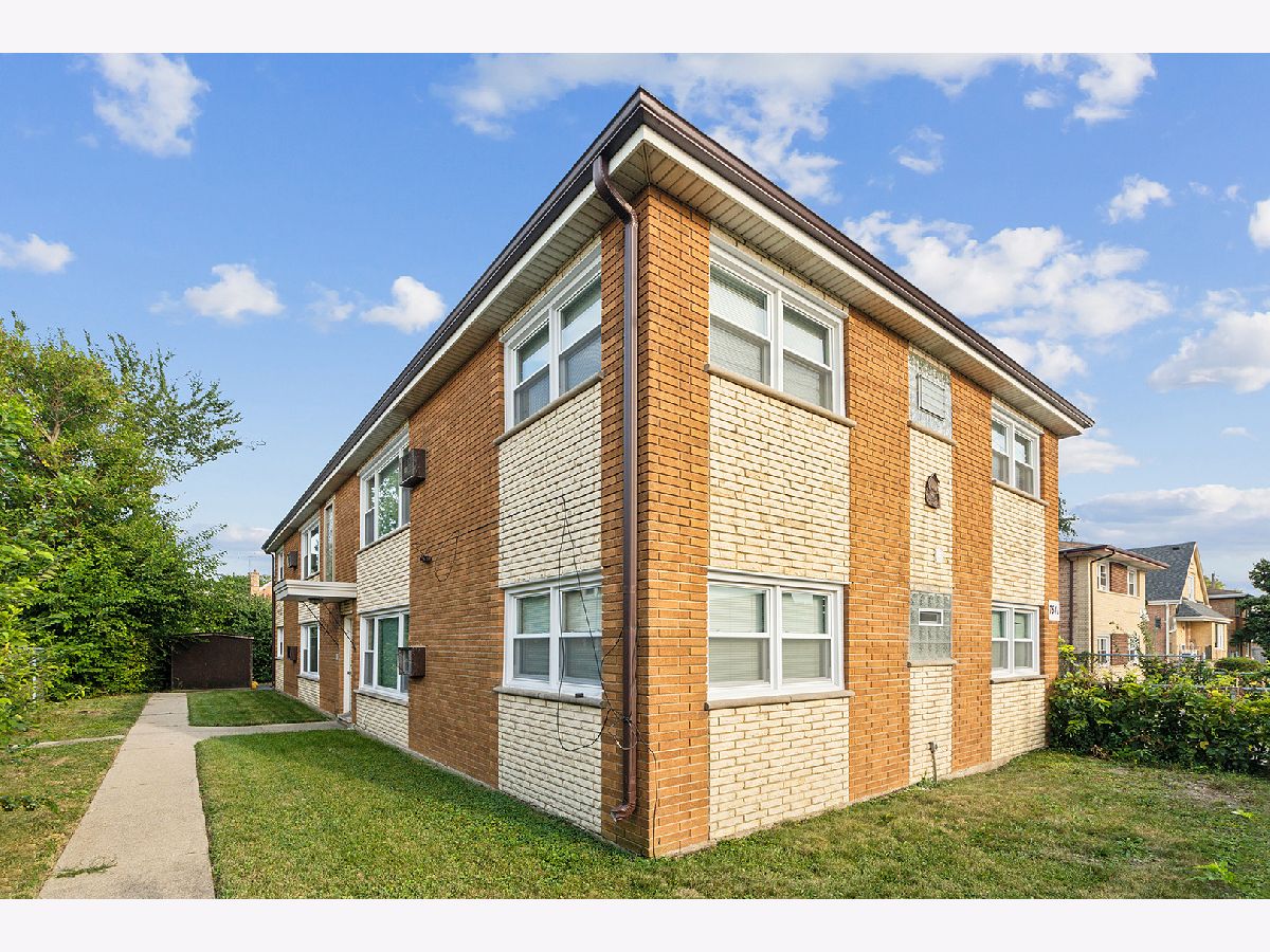  For Rent Bridgeview Illinois, 7541 Roberts