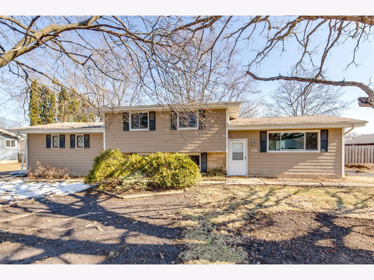 For Sale Lindenhurst Illinois, 73 Beck Road