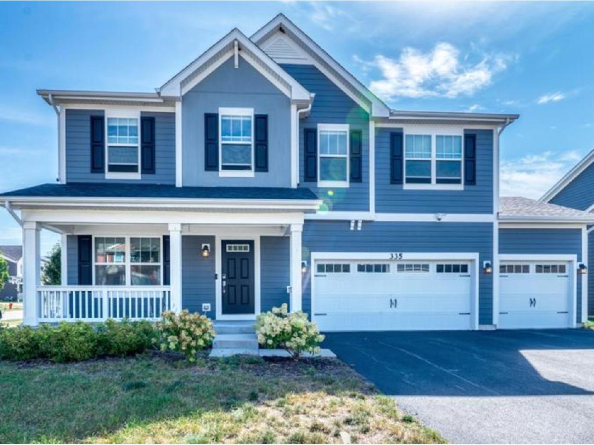 Homes For Sale West Point Gardens South Elgin Illinois, 335 Snowdrop Lane