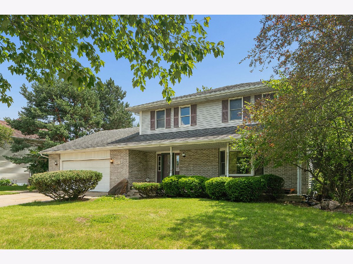 Homes For Sale Century East Manhattan Illinois, 803 1st Street