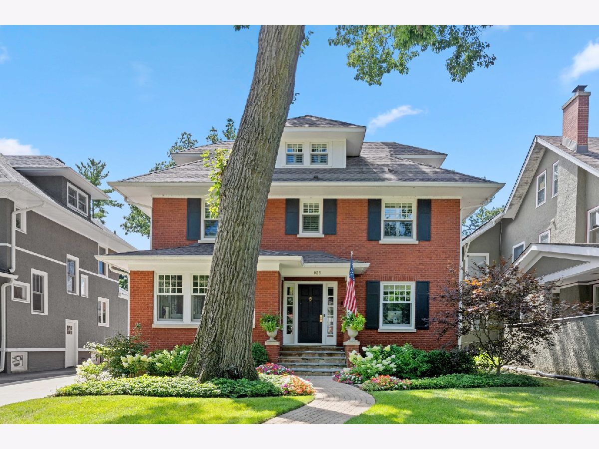  Sold Wilmette Illinois, 925 Ashland