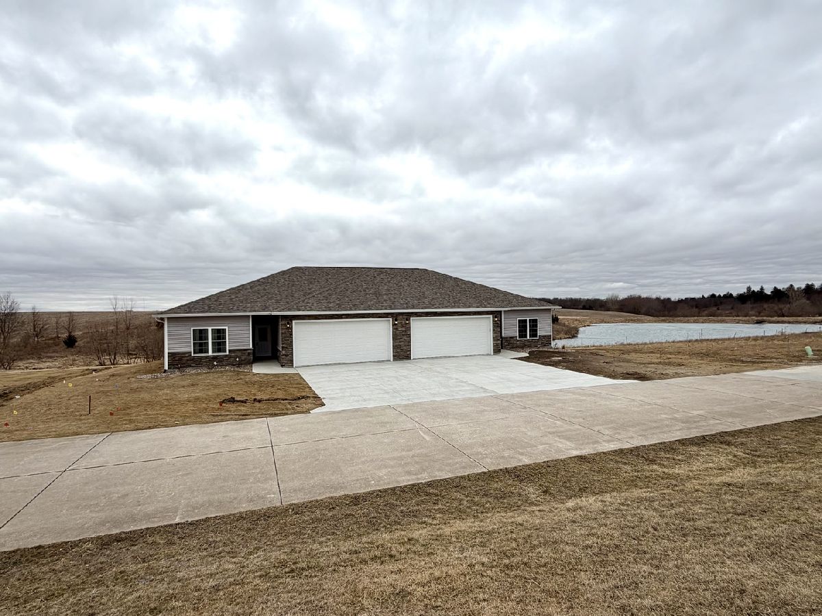  For Sale Aledo Illinois, 135 Countryview Court