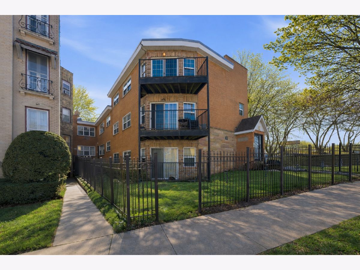  For Sale Chicago Illinois, 1937 Pratt Boulevard