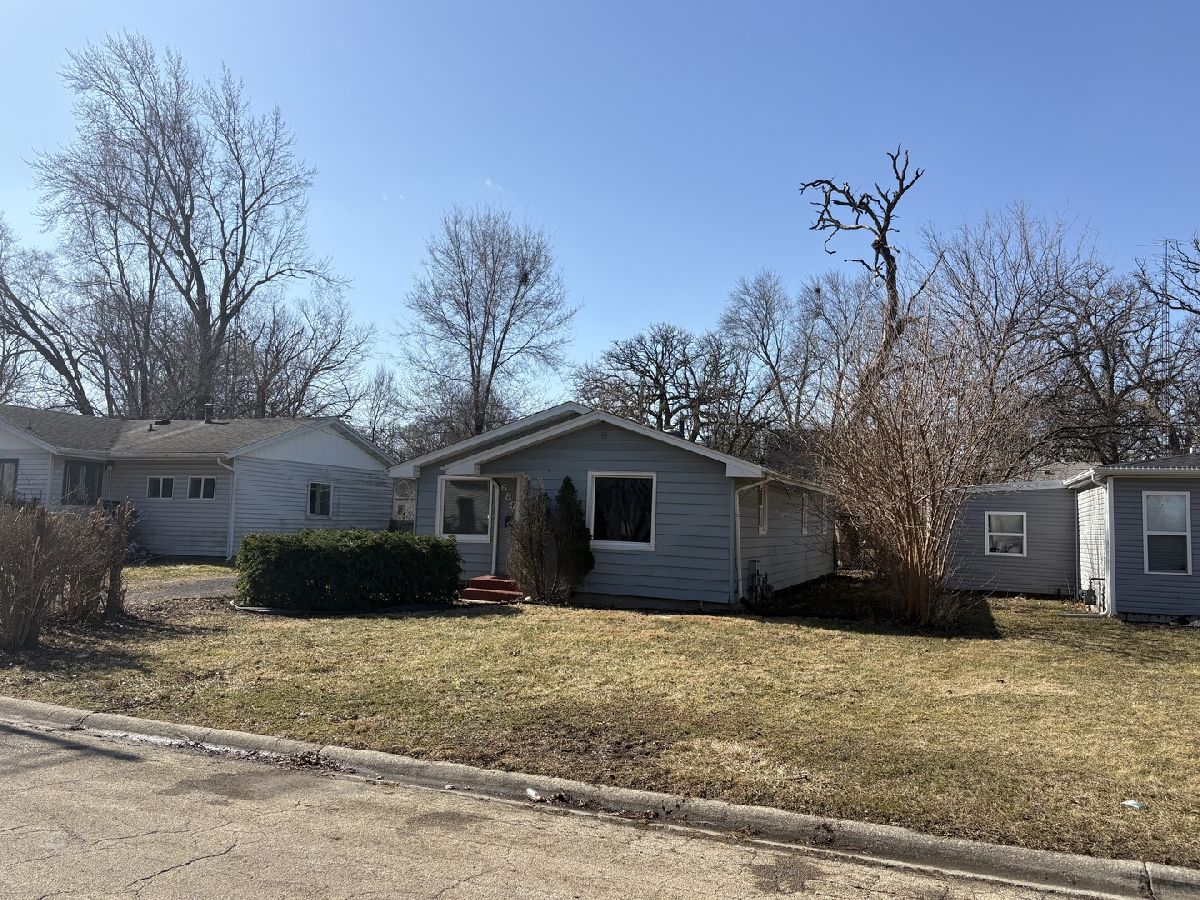  Sold Kankakee Illinois, 689 Country Club