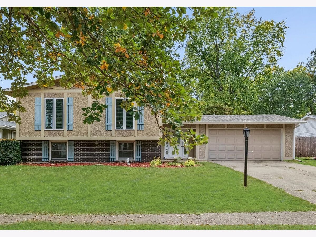 Homes & Condominiums For Sale Southwood Champaign Illinois, 2313 Glenoak Drive