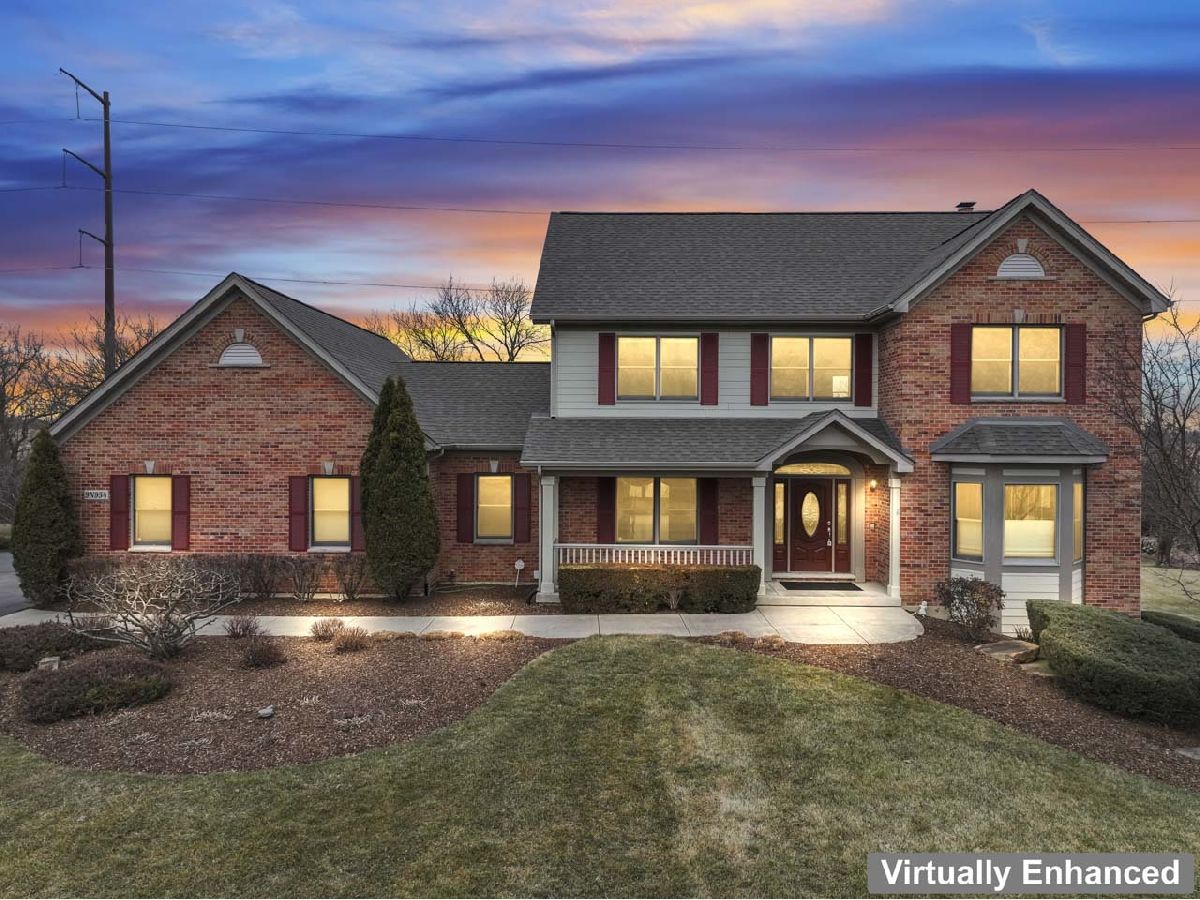 Homes For Sale Saddlebrook Elgin Illinois, 9N954 Heatherington Place