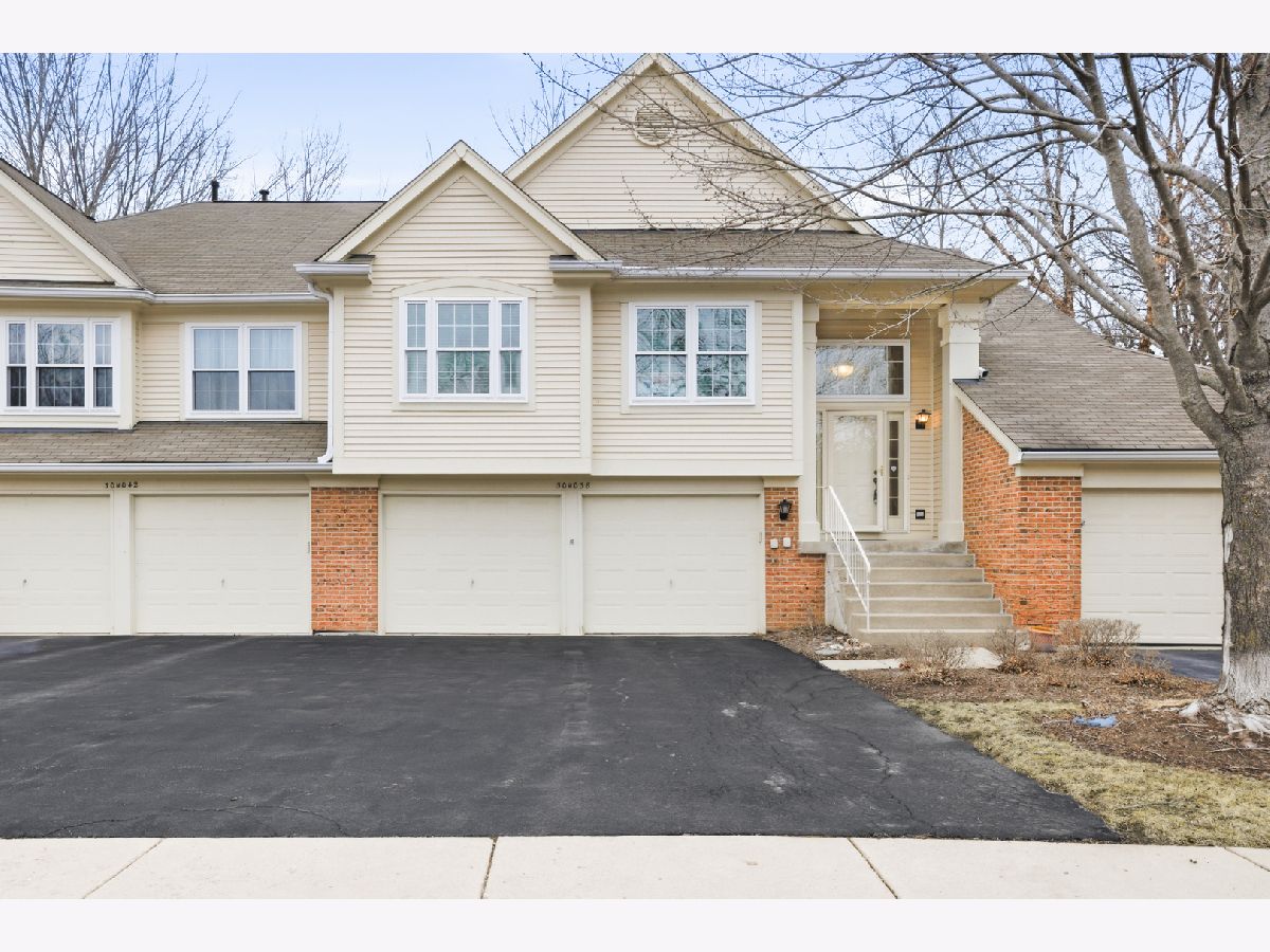  For Sale Warrenville Illinois, 30W038 Willow Lane