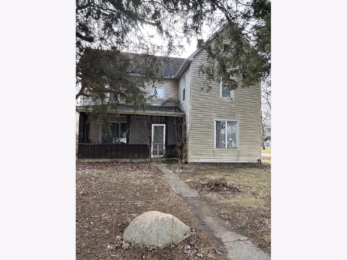  For Sale Pesotum Illinois, 105 Adams Street