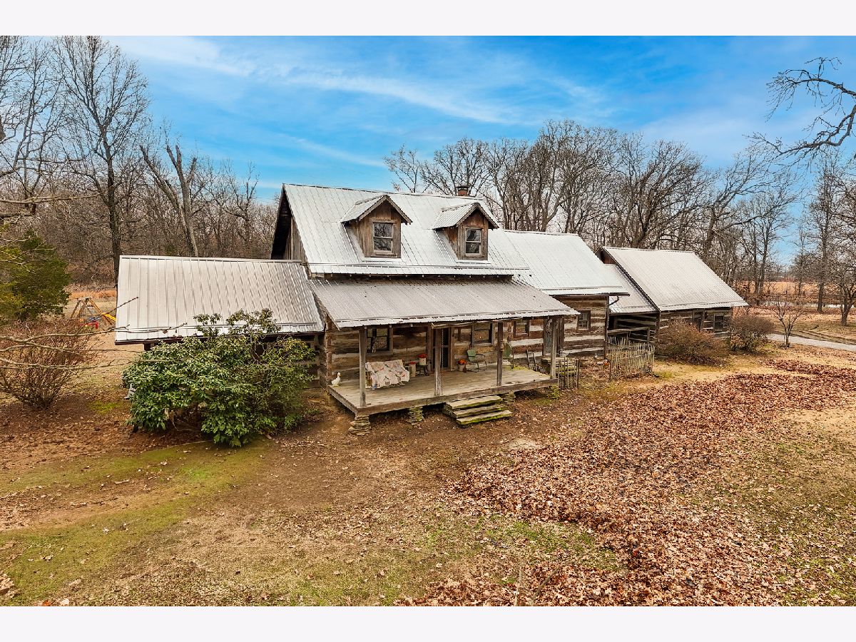  For Sale West Frankfort Illinois, 701 Old Johnston City Road