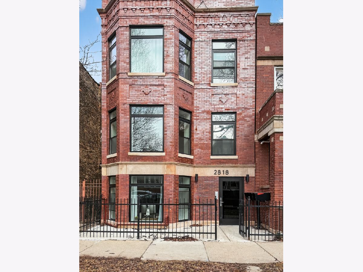  Rented Chicago Illinois, 2818 Fletcher