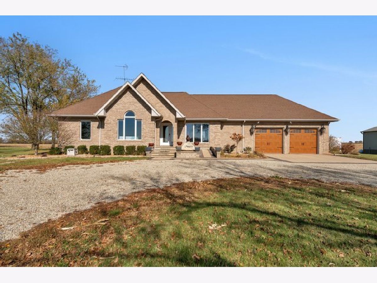  For Sale Blackstone Illinois