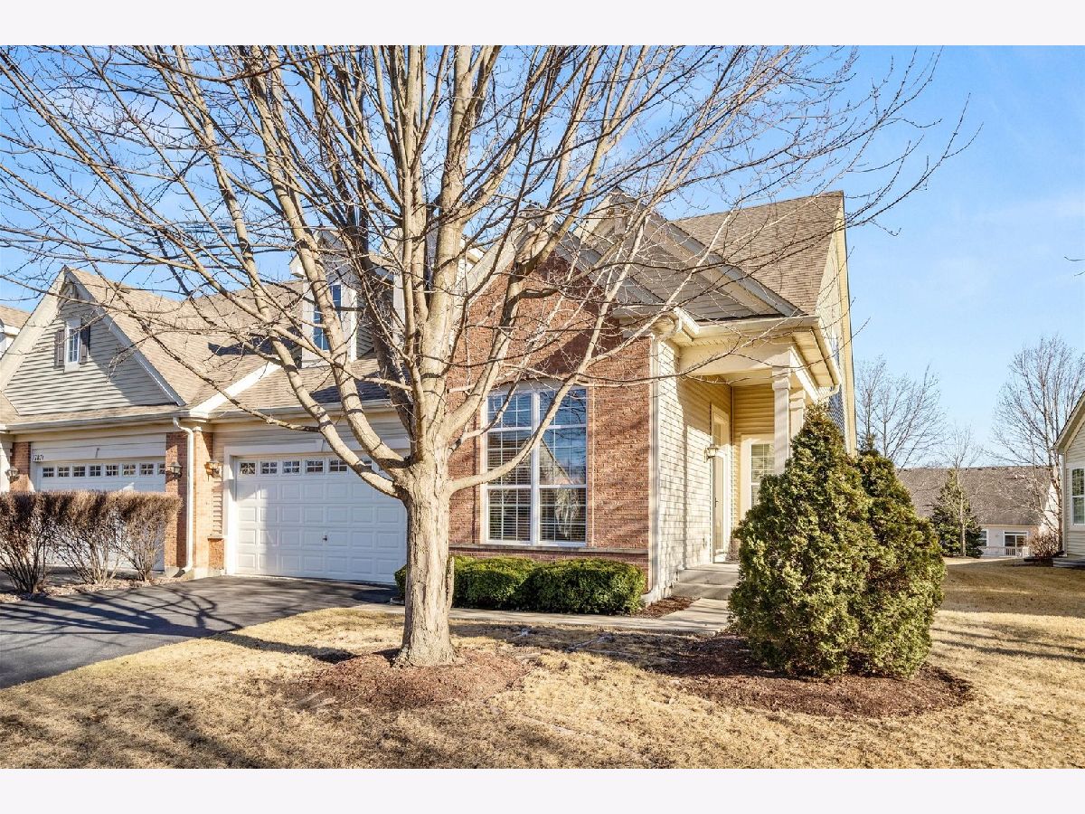  For Sale Sugar Grove Illinois, 1787 Glenwood Circle