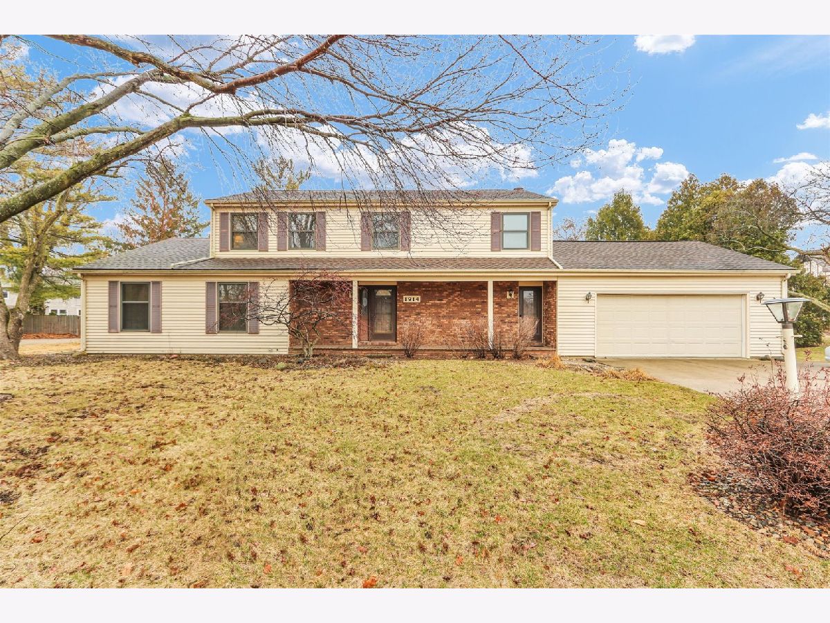  For Sale Champaign Illinois, 1914 Trout Valley Drive