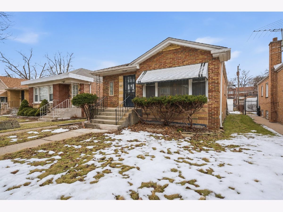  For Sale Chicago Illinois, 8846 Dorchester Avenue