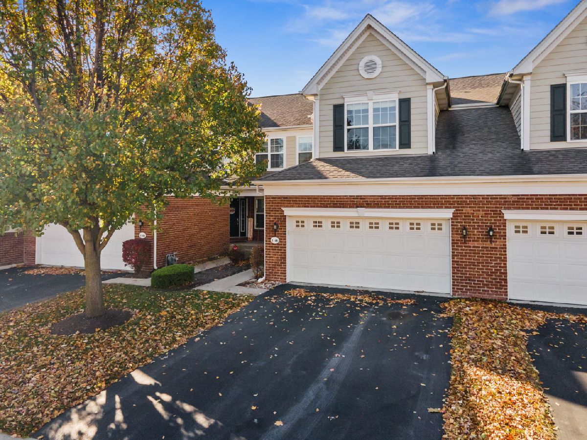 Homes & Townhomes For Sale Bowes Creek Country Club Elgin Illinois, 1146 Falcon Ridge Drive