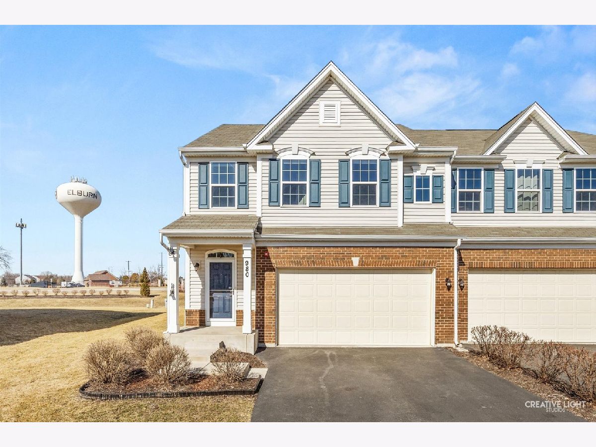  For Sale Elburn Illinois, 980 Sears Circle