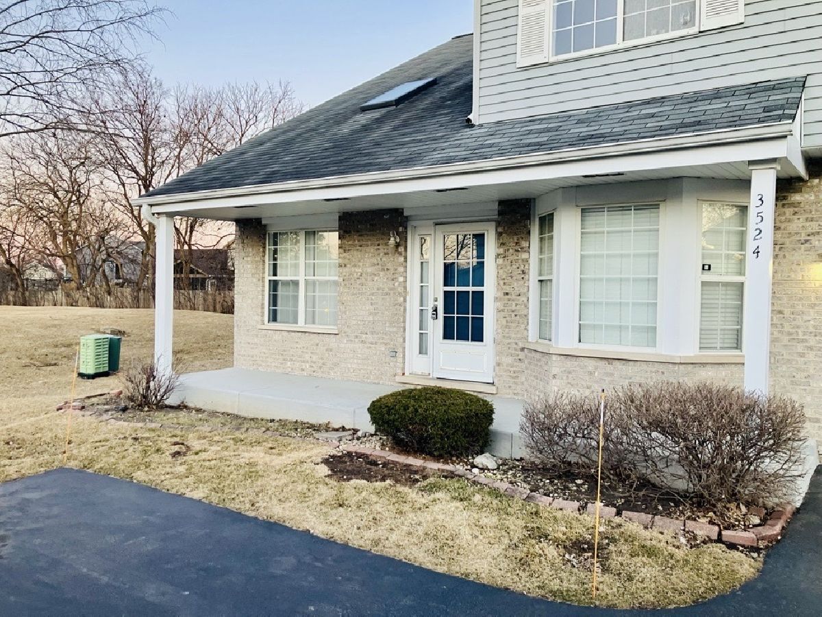 Townhomes & Condos For Rent Emerald Shores Aurora Illinois, 3524 Willowview