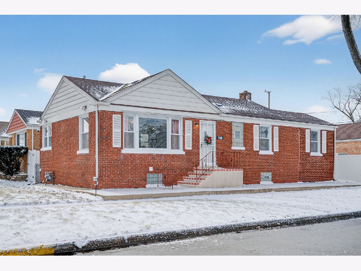  For Sale Bellwood Illinois, 700 22nd Avenue
