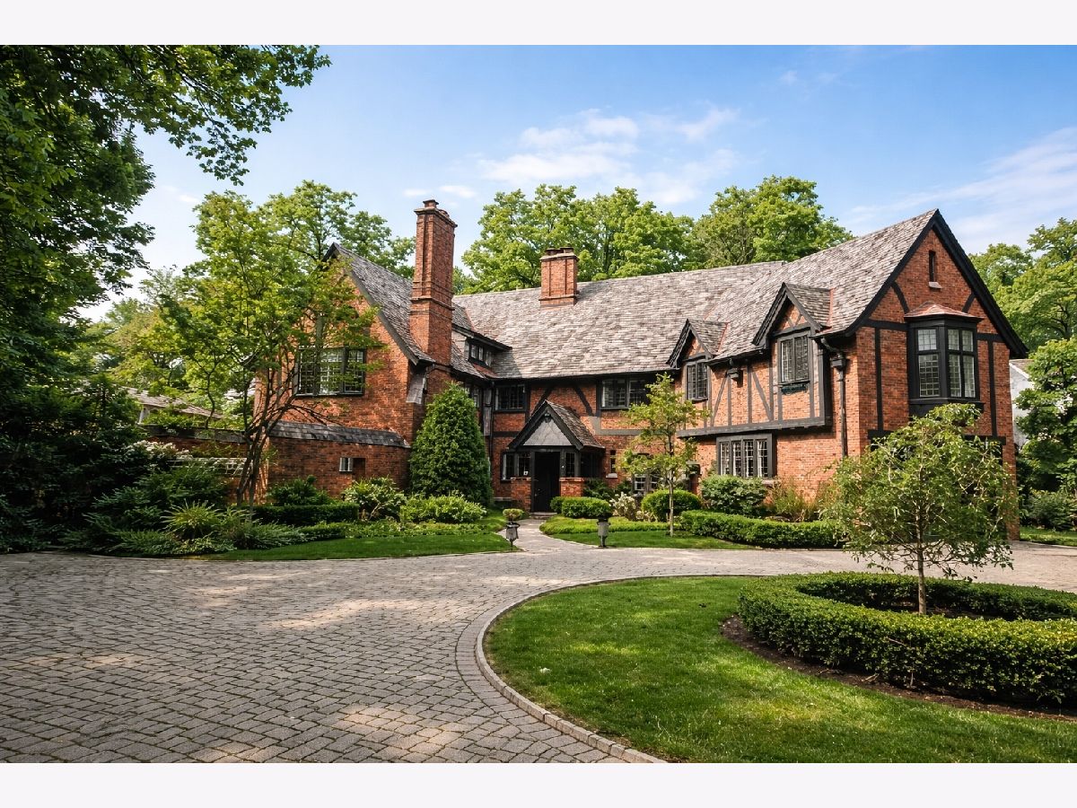  For Sale Lake Bluff Illinois, 331 Witchwood Lane