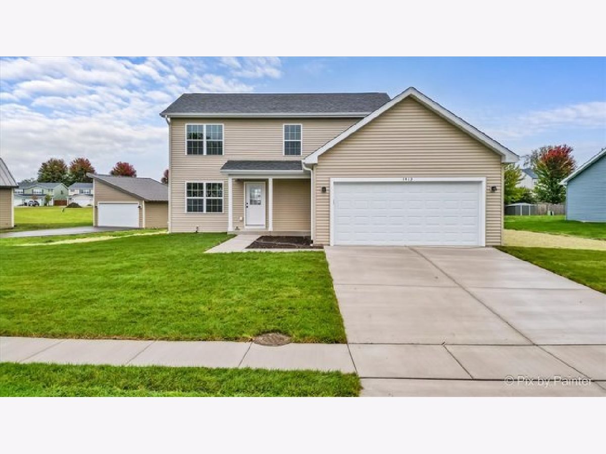  For Sale Harvard Illinois, 1518 Sage Lane