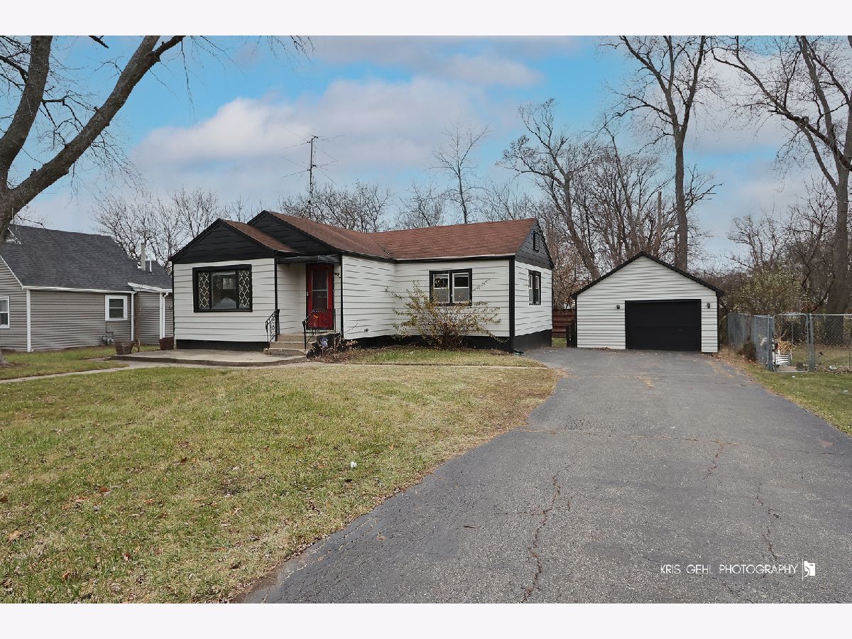  Rented Round Lake Beach Illinois, 610 Lagoon