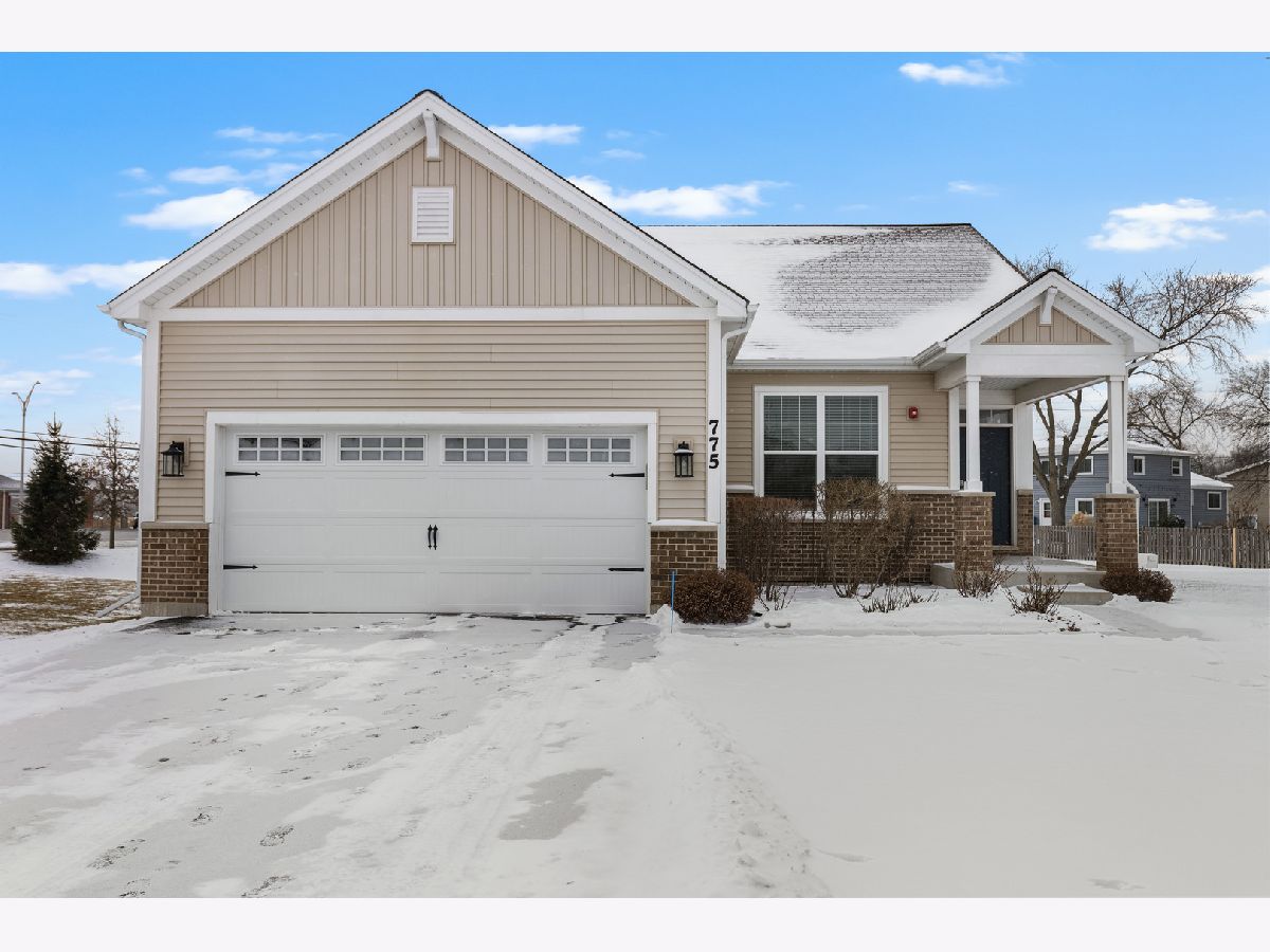  For Sale Addison Illinois, 775 Fairway Drive