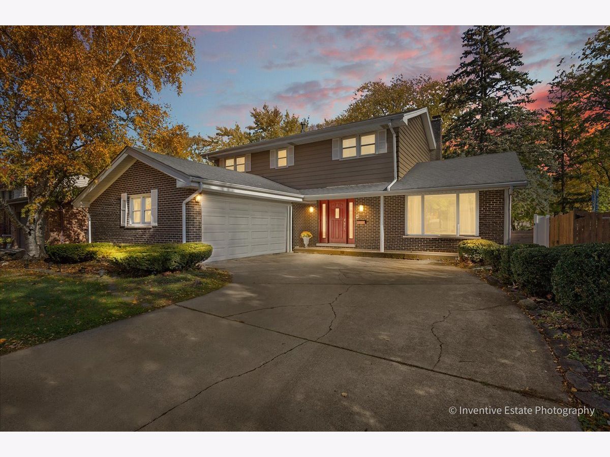  For Sale Flossmoor Illinois, 835 Maple Road