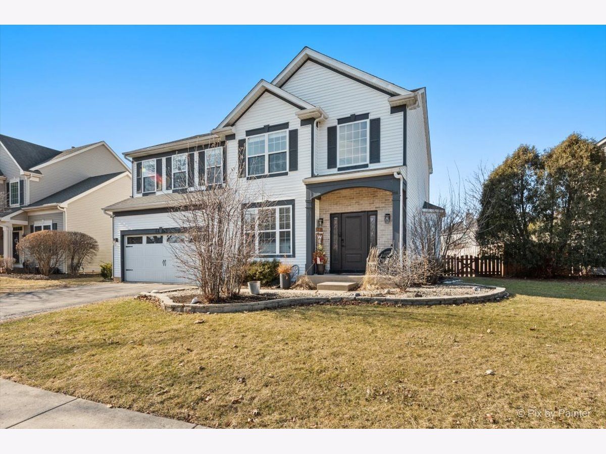  For Sale Lake In The Hills Illinois, 4465 Barharbor Drive