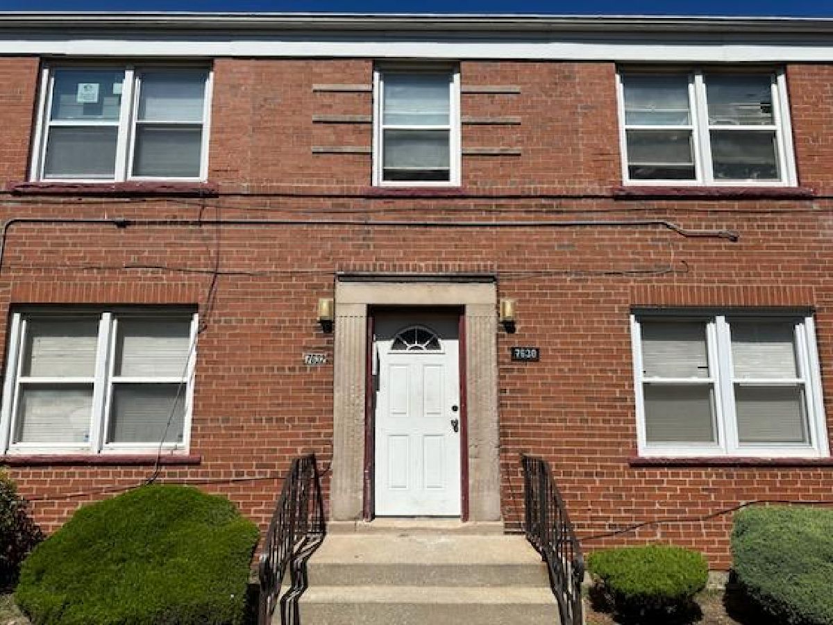  Rented Chicago Illinois, 7630 Jeffery
