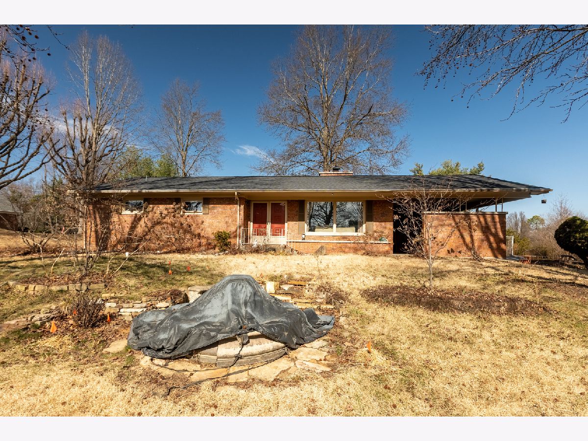  For Sale Herrin Illinois, 220 Kane Drive