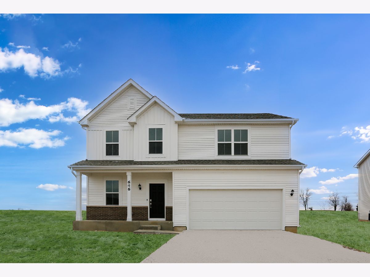  For Sale Maple Park Illinois, 752 W. Ashton Drive