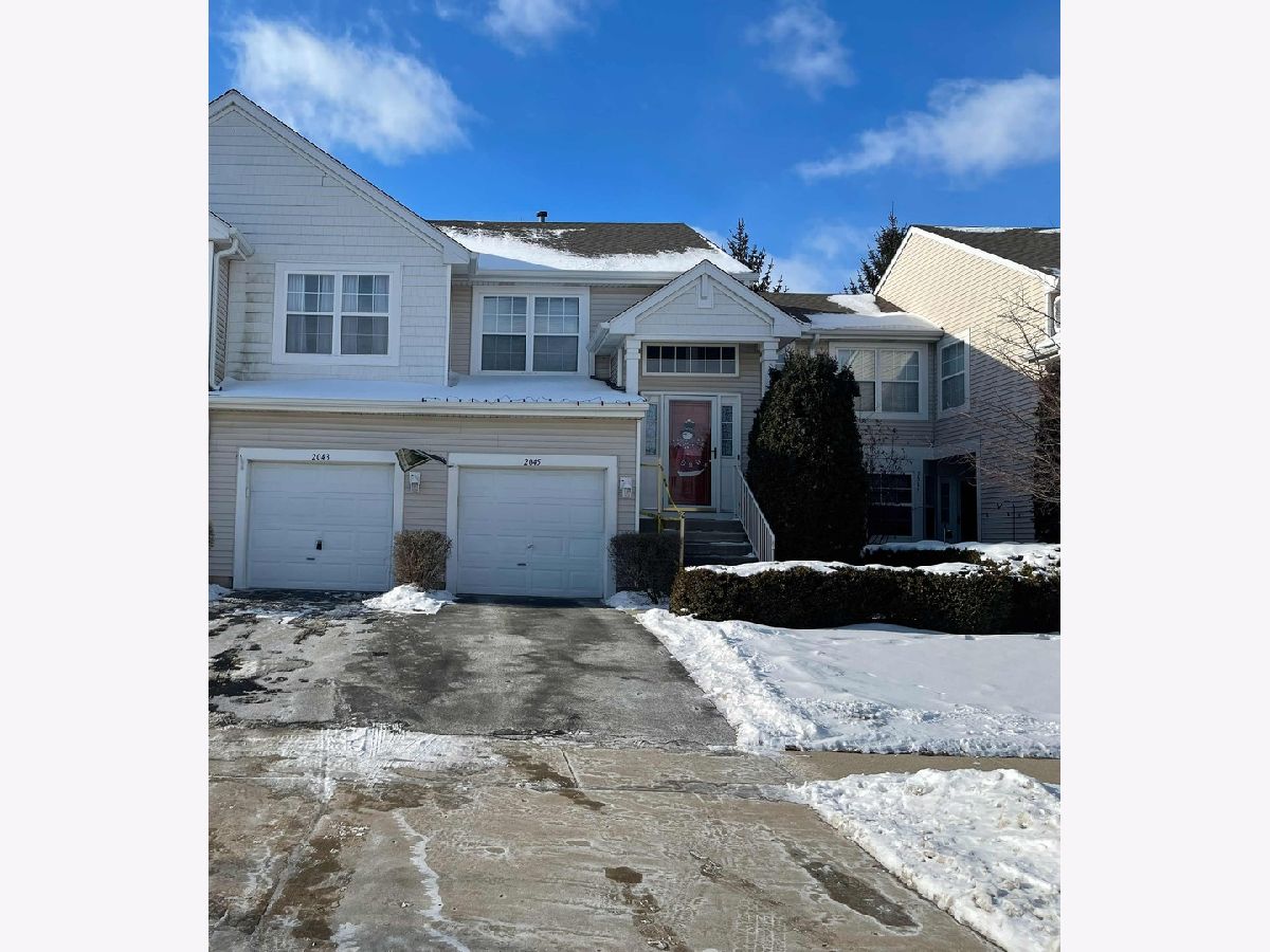  Rented Carpentersville Illinois, 2043 Orchard